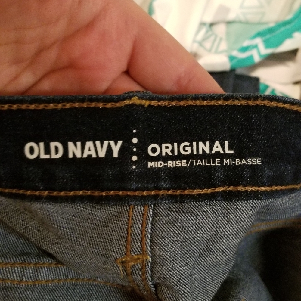 Four Pairs Of Old Navy Mid-Rise Jeans Size 12 Long
